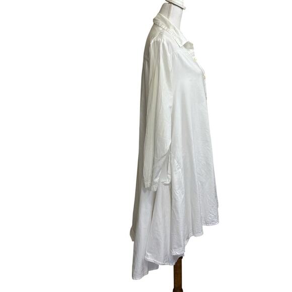 Tulip white shirtdress, medium, artsy, asymmetrical, minimalist, oversized - Picture 2 of 7